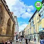 Modern 2 Bed In Centre - Location - Steps From Attractions * York