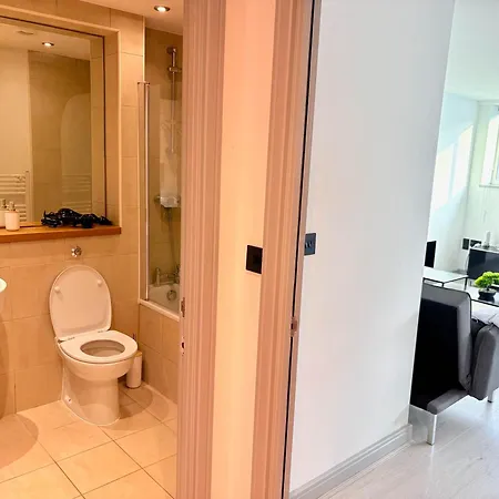 Modern 2 Bed In Centre - Location - Steps From Attractions York