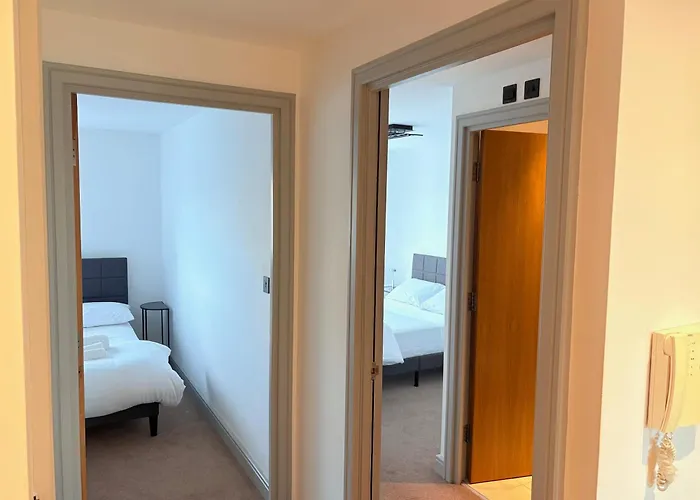 Ferienhaus Modern 2 Bed In Centre - Location - Walk To Attractions