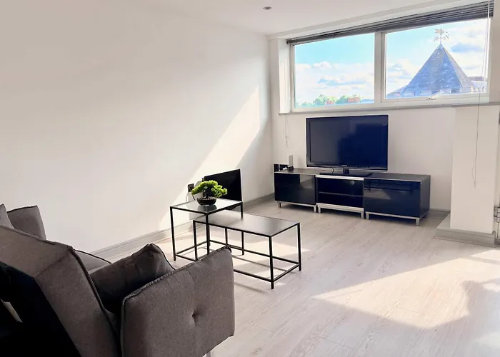 Modern 2 Bed In Centre - Location - Walk To Attractions Ferienhaus